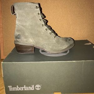 Sutherlin Bay Timberland Gray lace boots